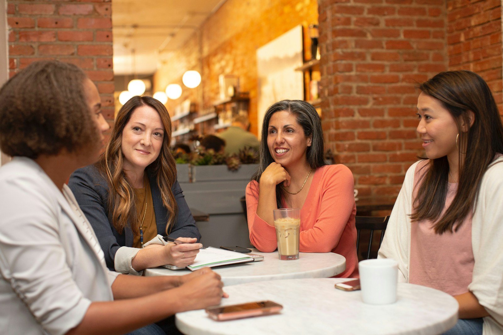 Cross-Cultural Communication Skills for International Professionals