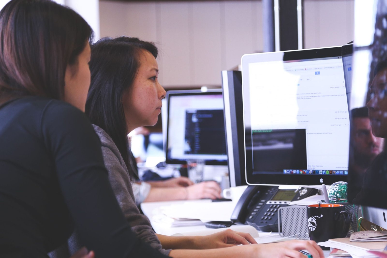 Digital Skills for Professionals: What You Need in 2026 and Beyond