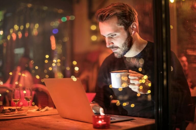 برنامج ادارة الأعمال للشباب